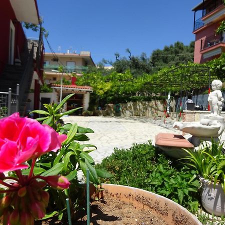 Elena Rista Studios Parga Exteriör bild